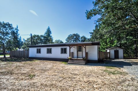 987 Tipsoo Loop N Rainier WA 98576