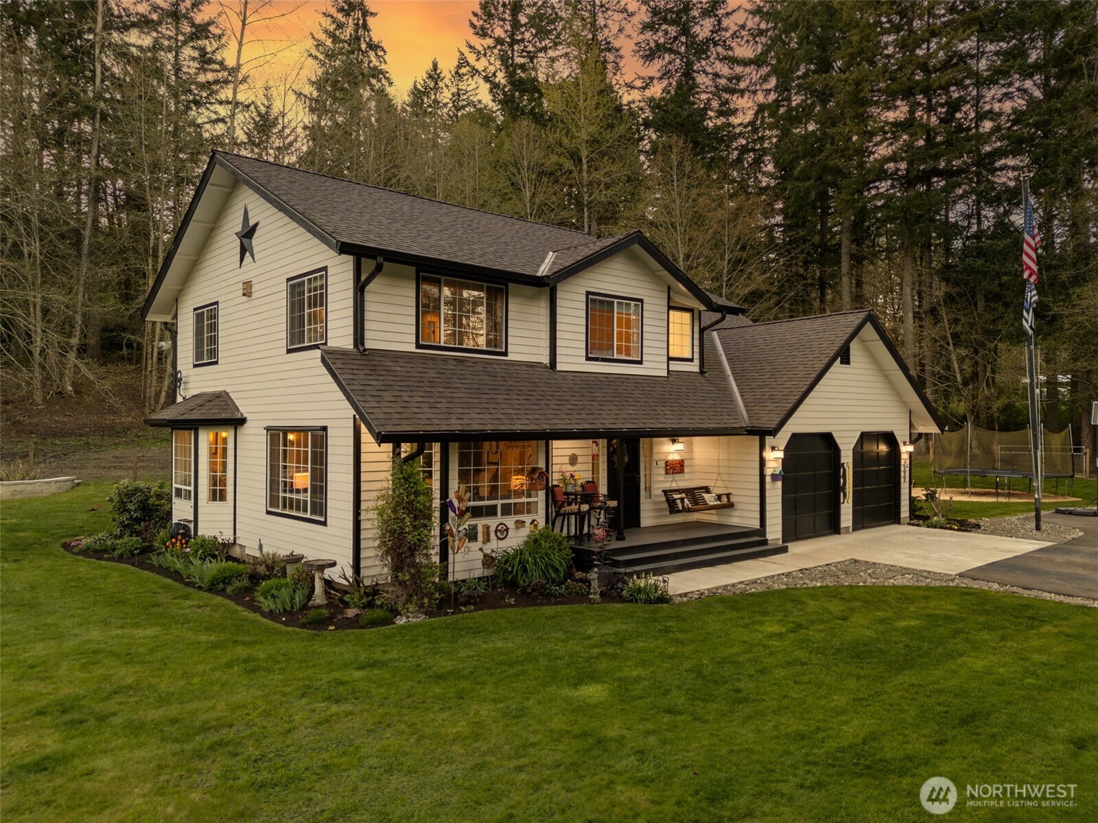 3594 Salmonberry Drive SE