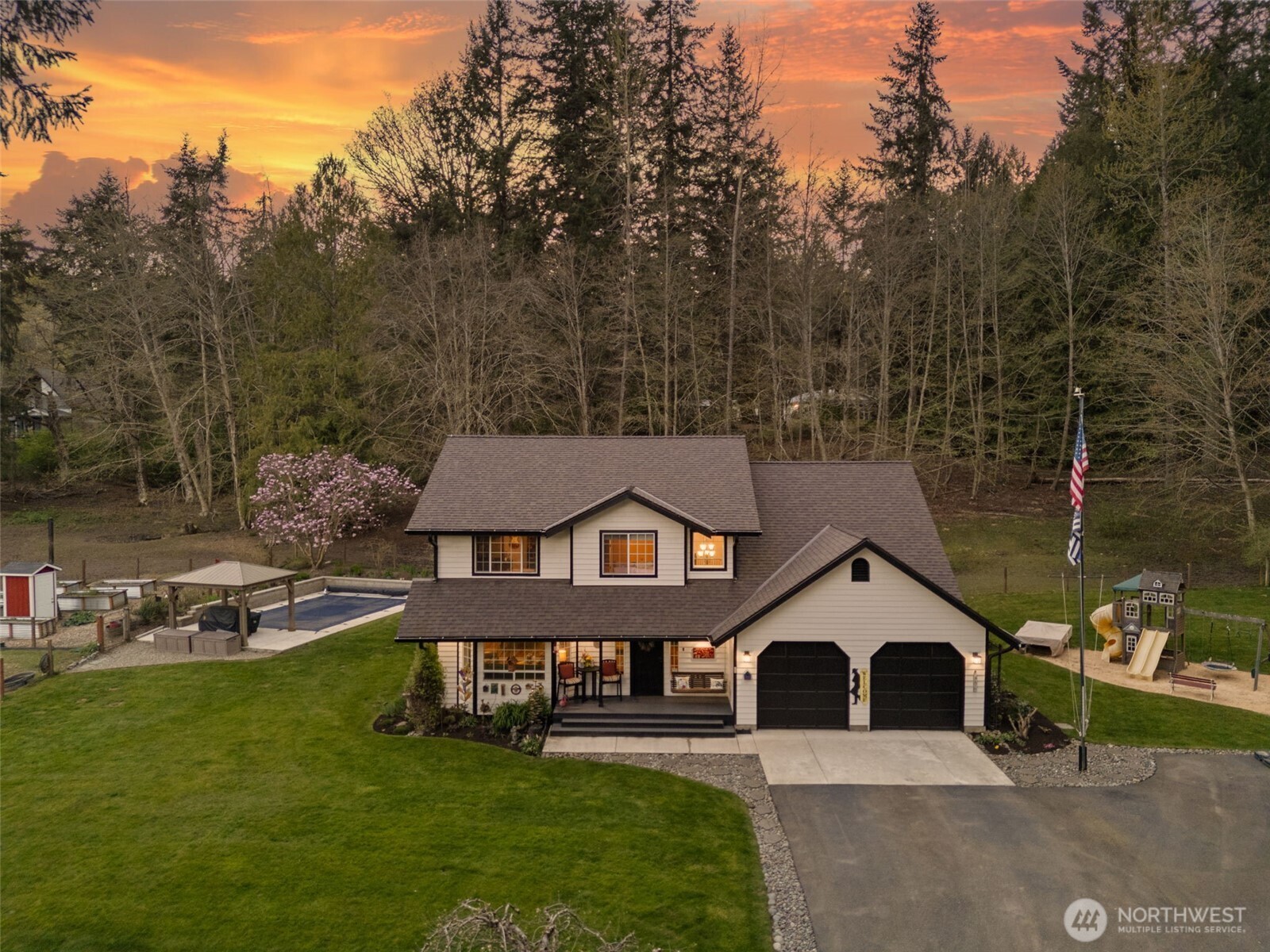 3594 Salmonberry Drive SE