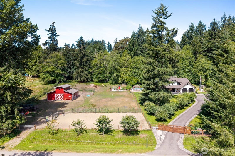 3594 Salmonberry Drive SE