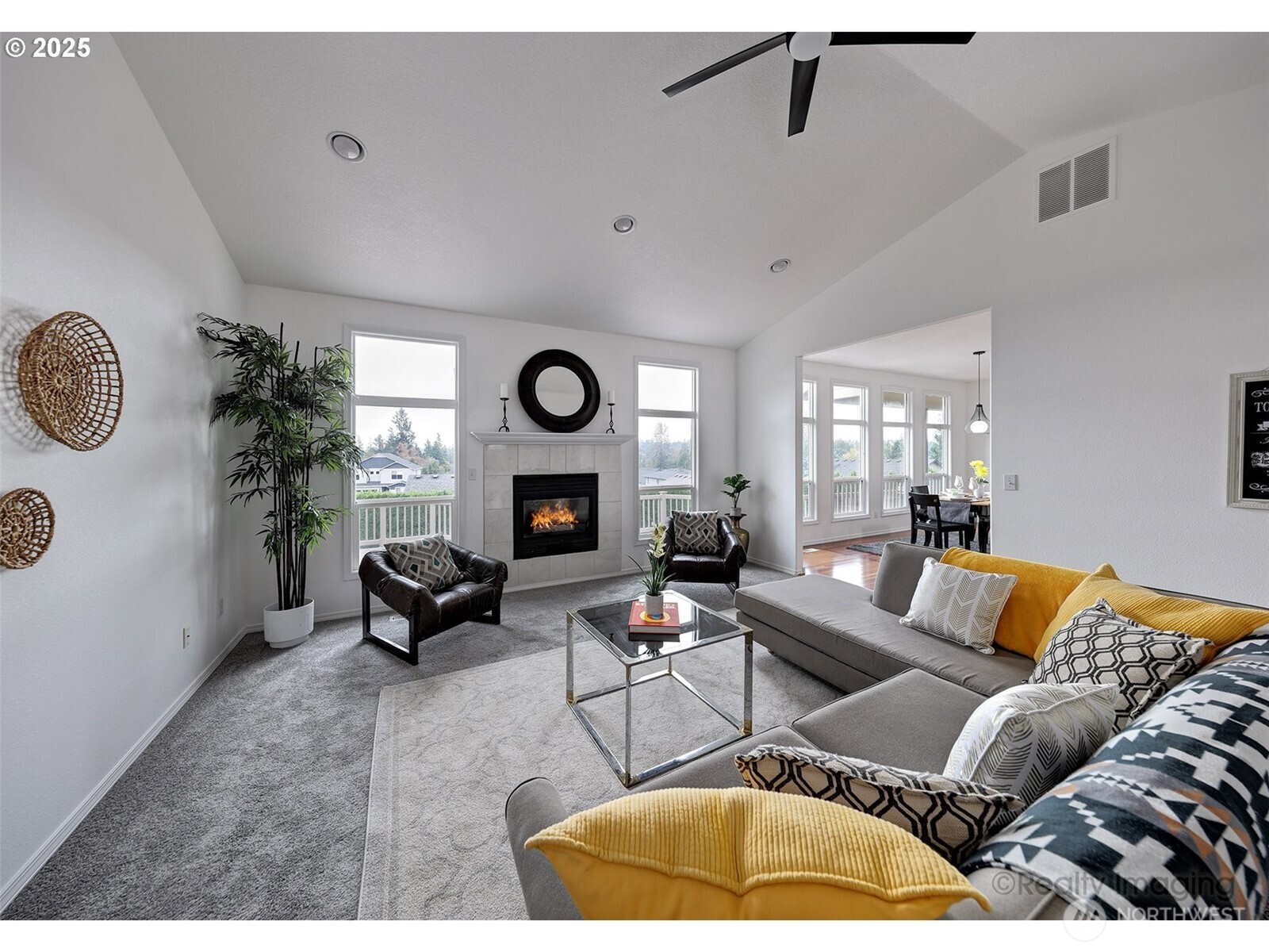 1003 E Southview Heights Drive