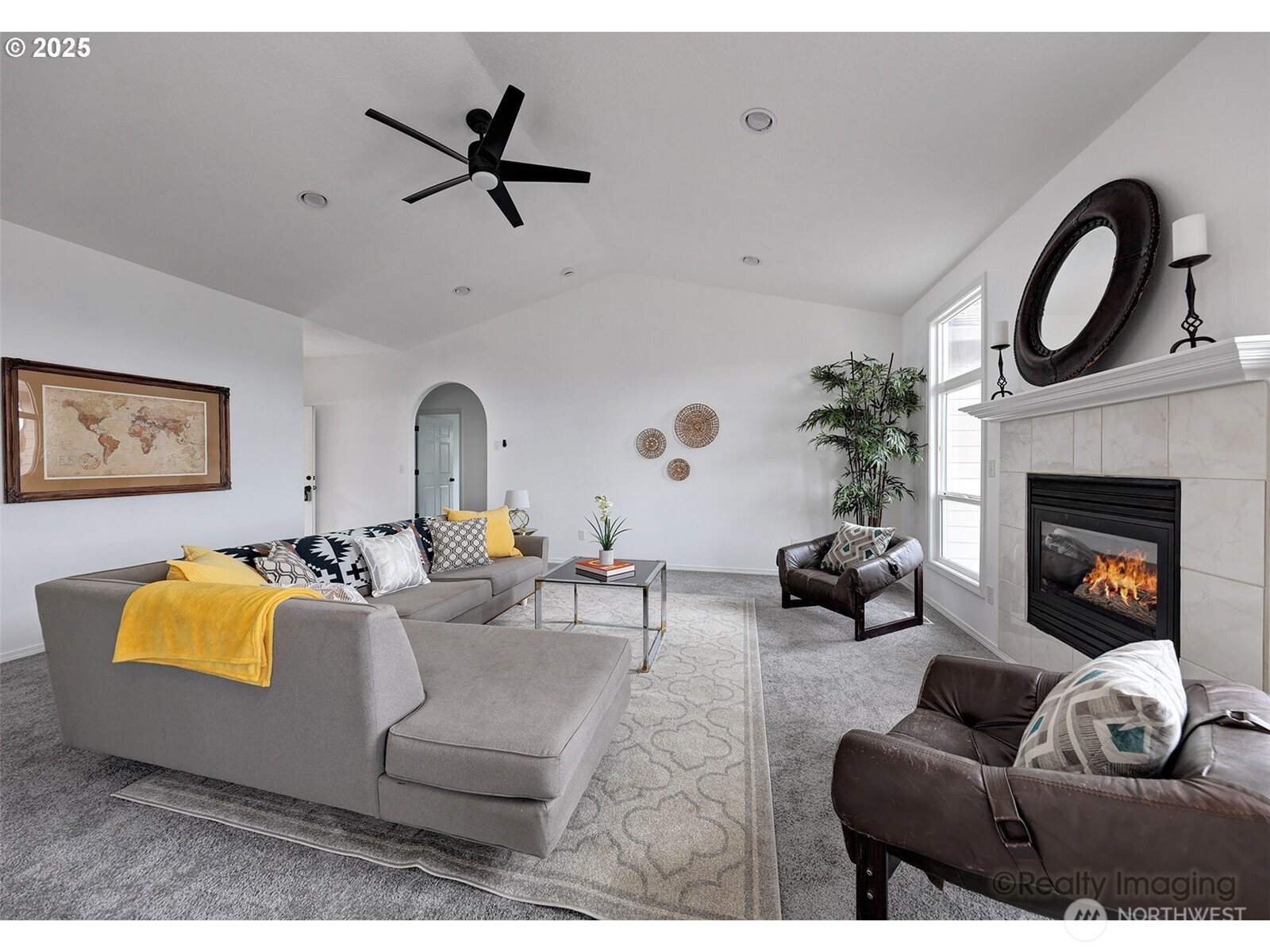 1003 E Southview Heights Drive