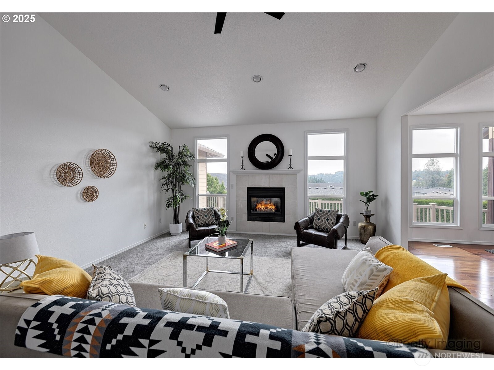 1003 E Southview Heights Drive