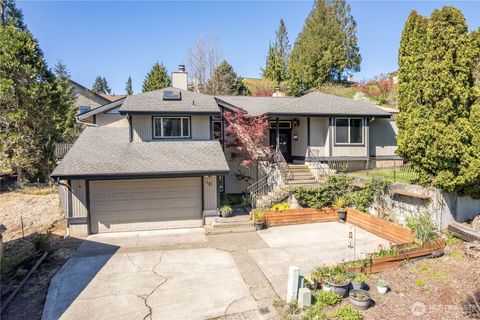 Photo of 13 Judith Place, Longview, WA 98632 (MLS # 2506156)