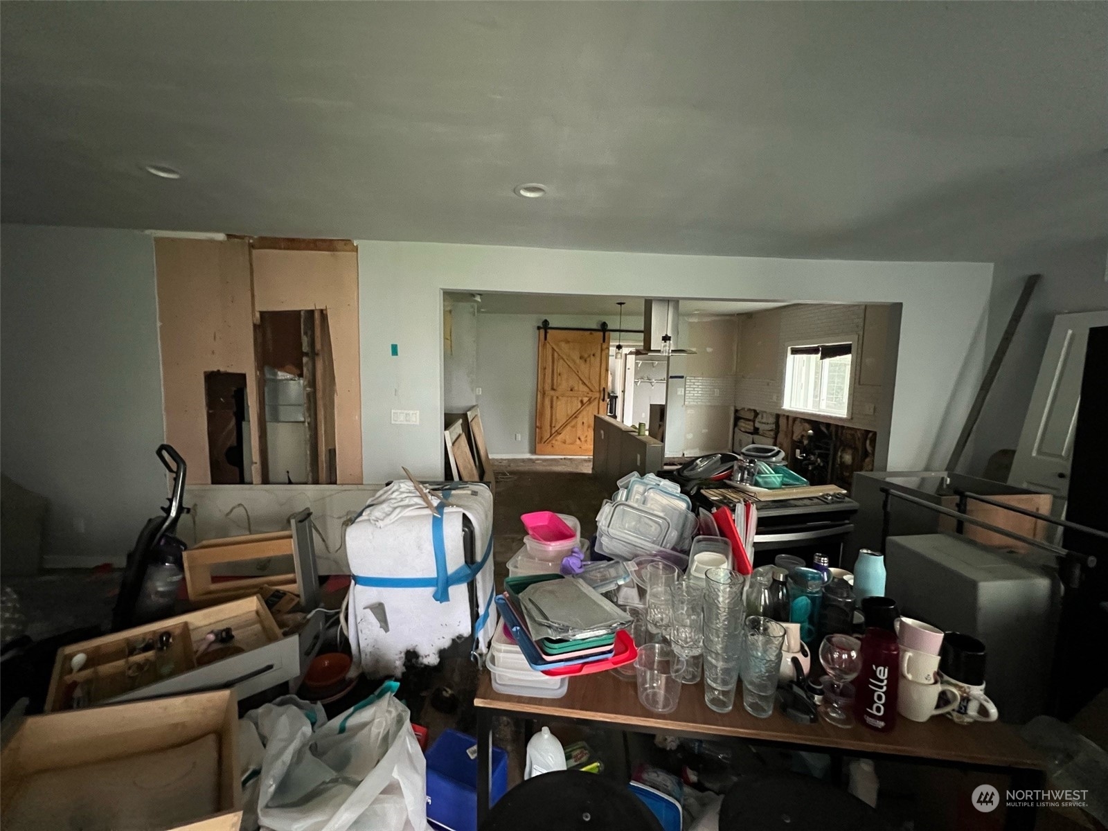 215 3rd Avenue N