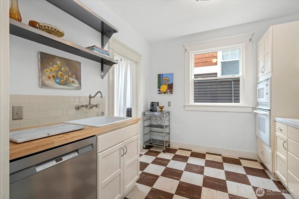 listing image 9369094242441265602