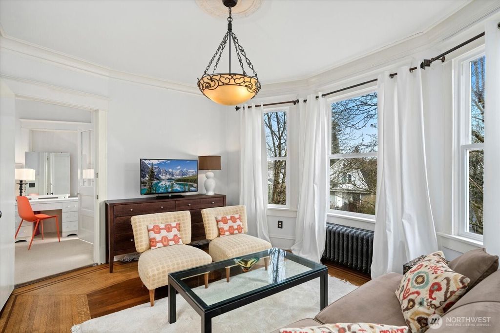 listing image 9360963503563865512