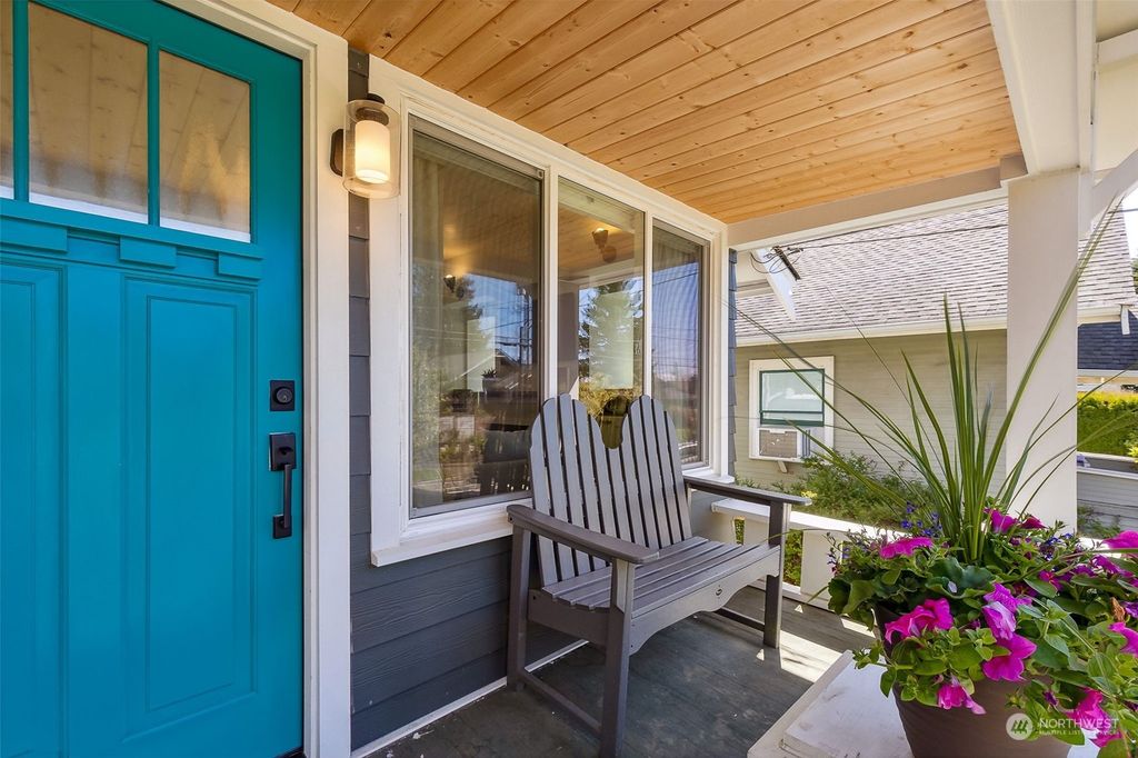 Photo of 7522 26th Avenue NW, Seattle, WA 98117 (MLS # 2226856)