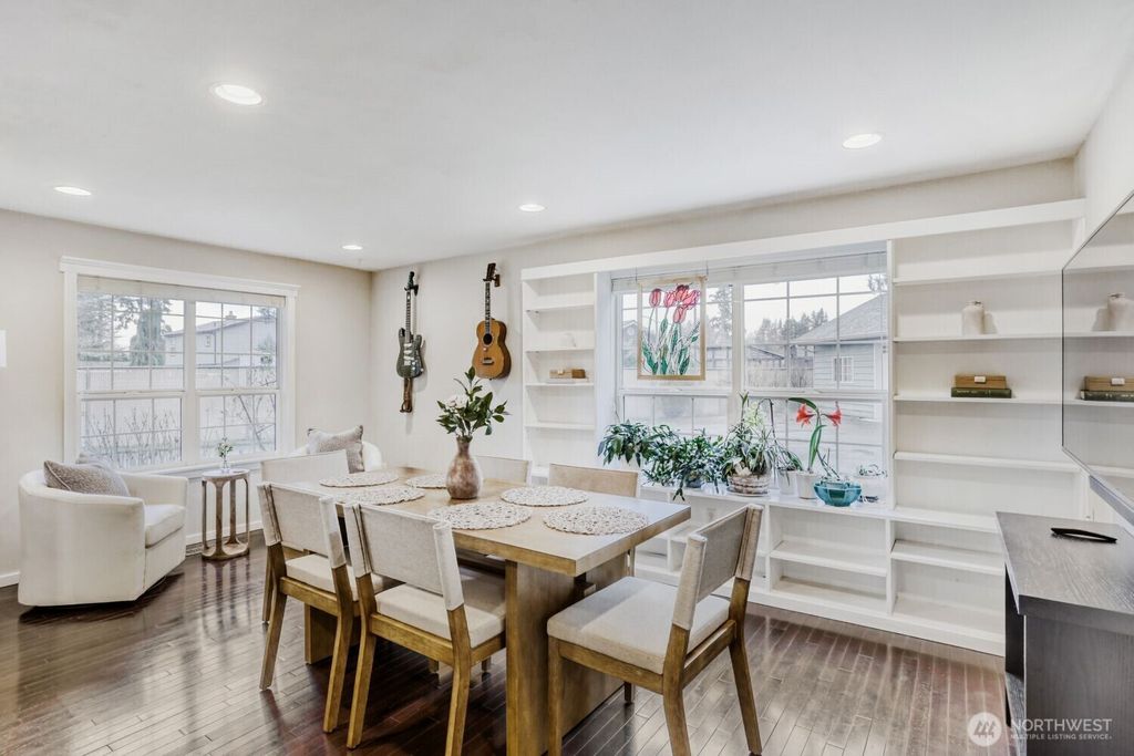 Photo of 8106 55th Avenue NE, Marysville, WA 98270 (MLS # 2484085)