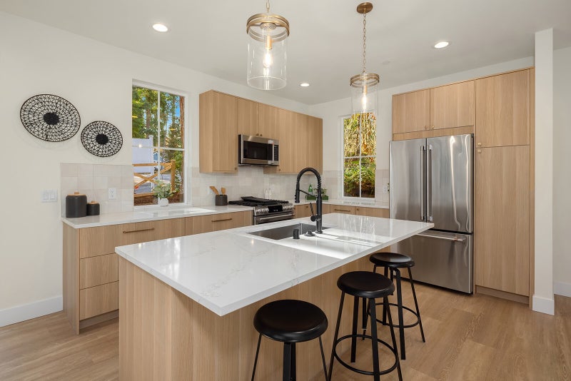 11810 NE 103rd Place