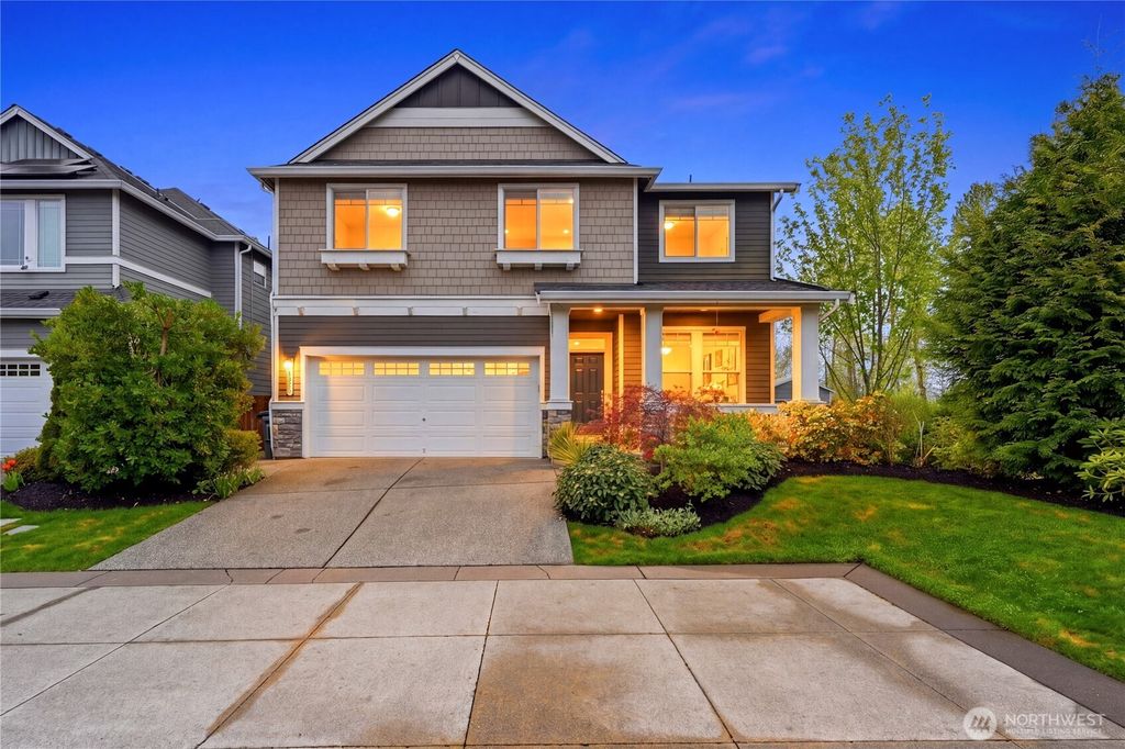 Photo of 4325 30th Drive SE, Everett, WA 98203 (MLS # 2495115)