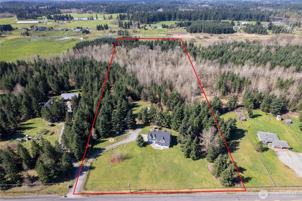 Photo of 31502 40th Avenue S, Roy, WA 98580 (MLS # 2499078)