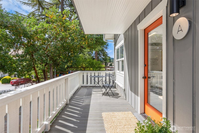 151 Finch Place SW