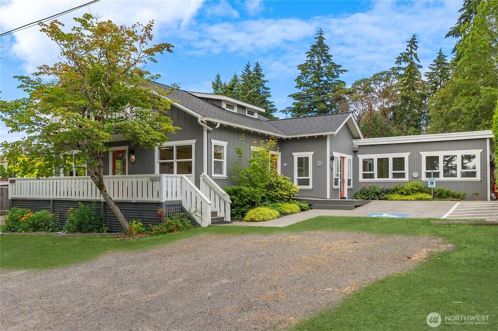 Photo of 151 Finch Place SW, Bainbridge Island, WA 98110 (MLS # 2565362)