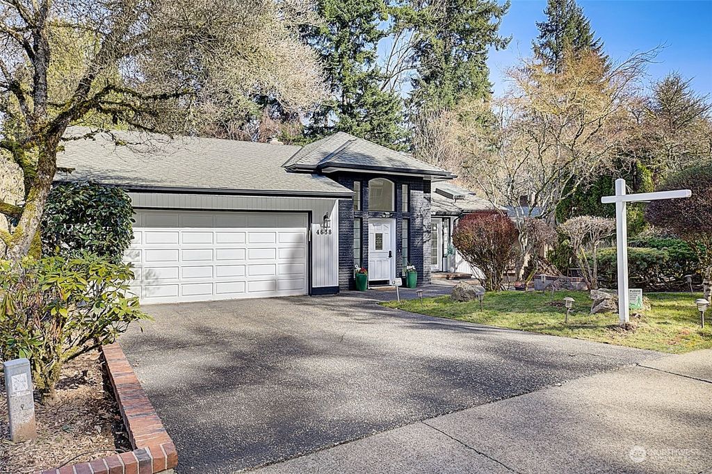 Photo of 4638 152nd Place SE, Bellevue, WA 98006 (MLS # 2210665)