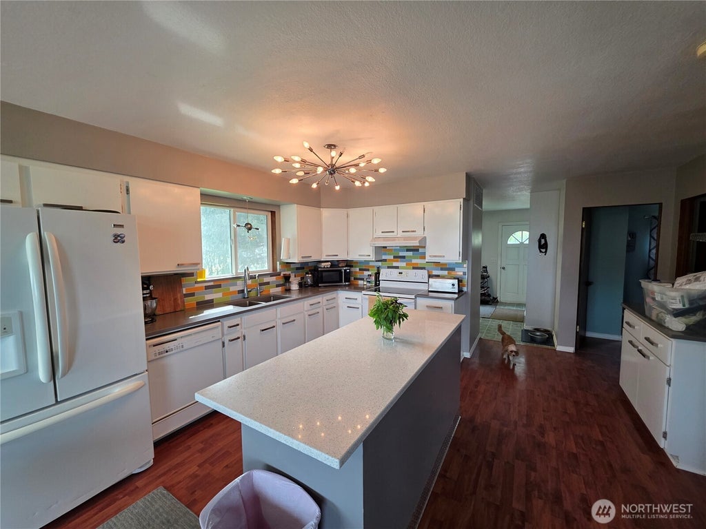 Photo of 81 B Golden Road, Oroville, WA 98844 (MLS # 2575718)