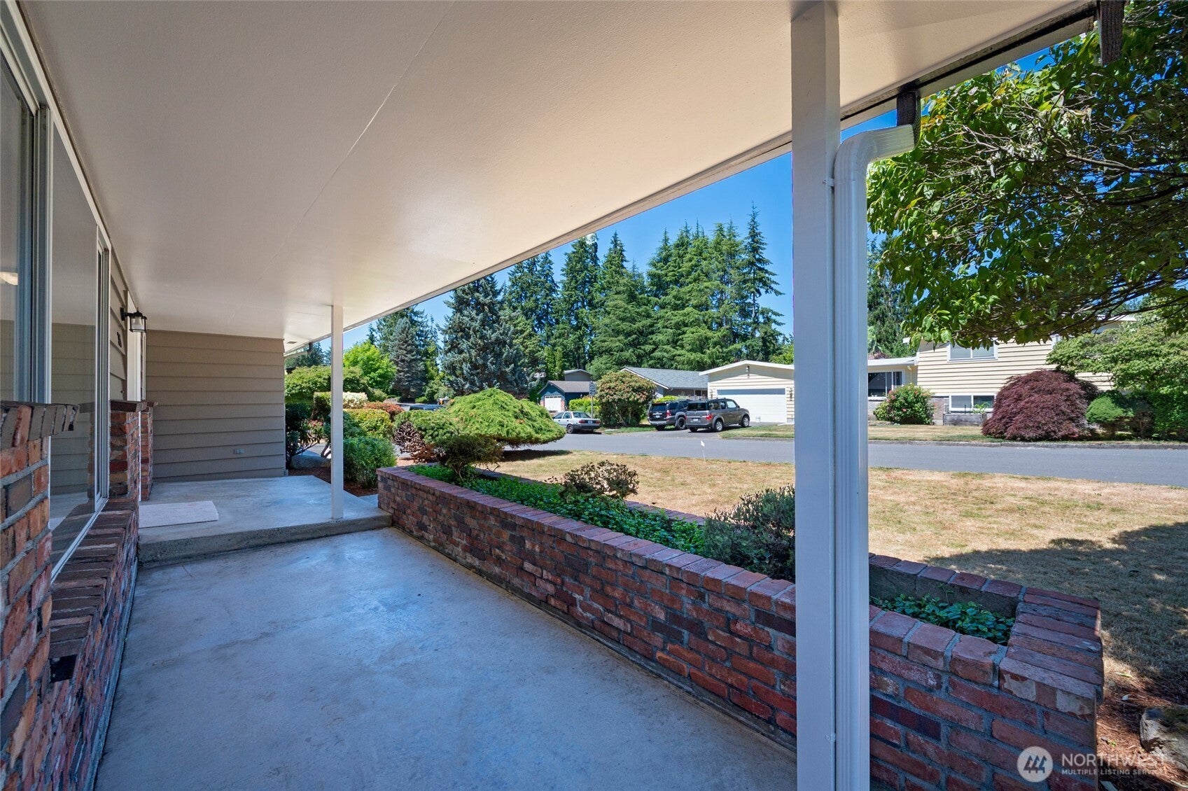 305 NW 198th Street