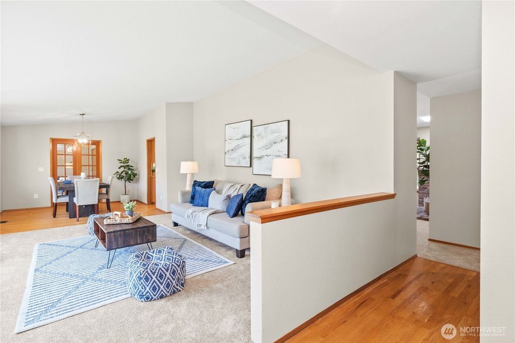 Photo of 21628 SE 255th Place, Maple Valley, WA 98038 (MLS # 2384529)