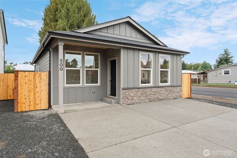 Photo of 500 Cedar Street, Toledo, WA 98591 (MLS # 2364384) Photo of 500 Cedar Street, Toledo, WA 98591 (MLS # 2364384)