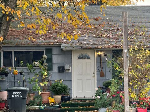 17205 33rd Avenue S SeaTac Burien WA 98188