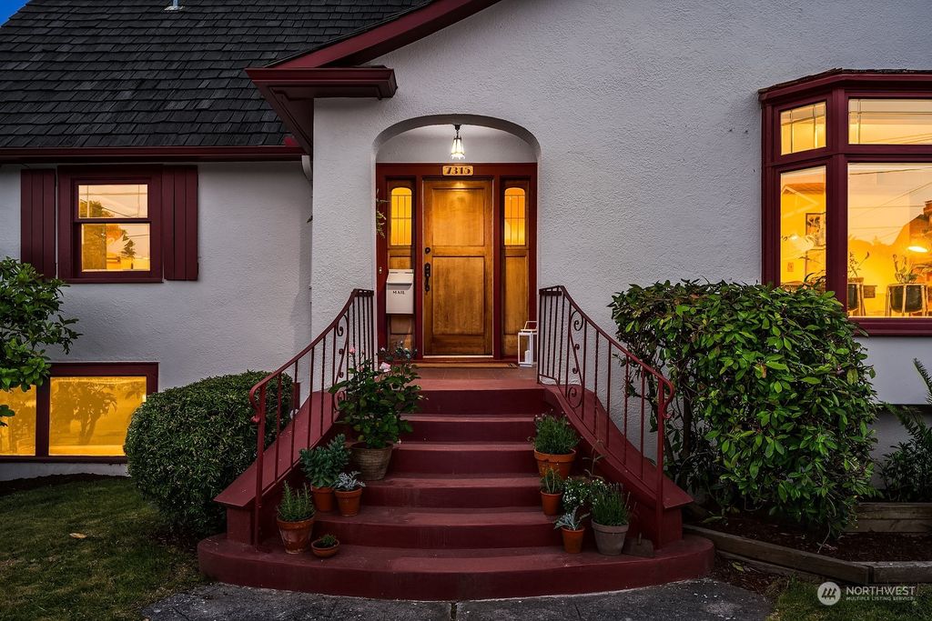 Photo of 7315 34th Avenue NW, Seattle, WA 98117 (MLS # 2250348)
