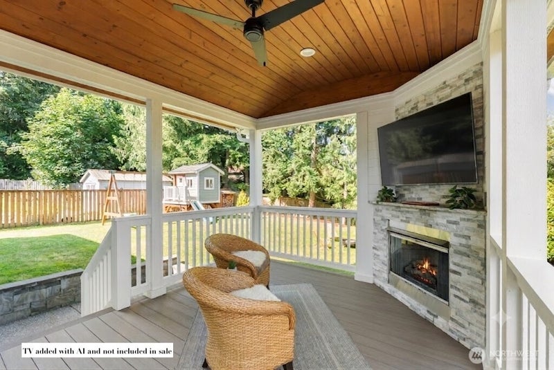 4372 Lakeview Court
