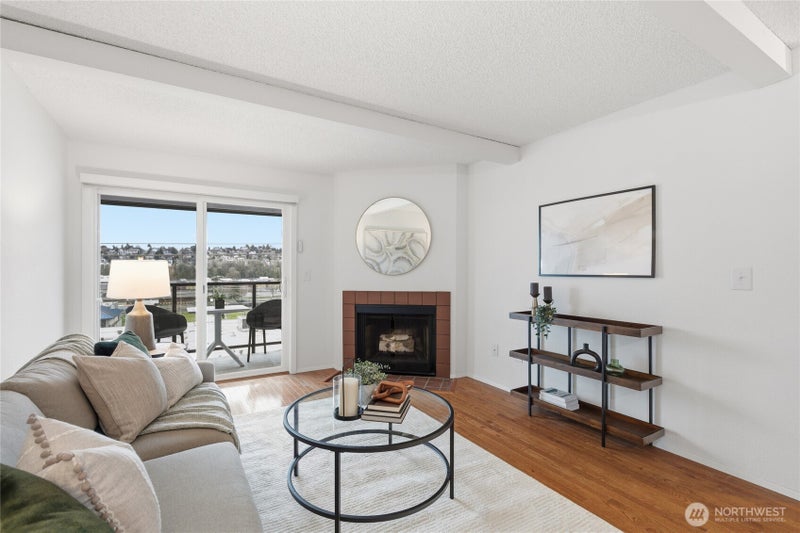 2034 14th Ave W 302