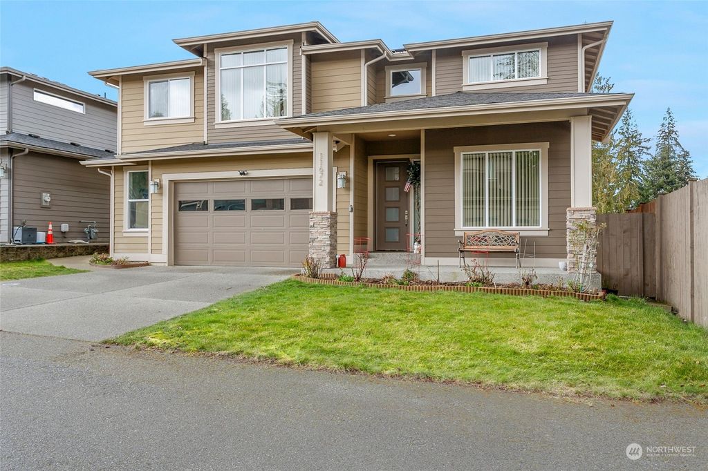 Photo of 11672 SE 318th Court, Auburn, WA 98092 (MLS # 2047398)