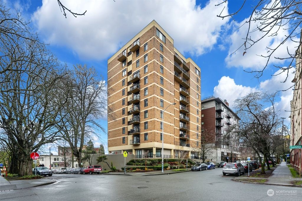 Photo of 1300 University Street #2F, Seattle, WA 98101 (MLS # 2038083)