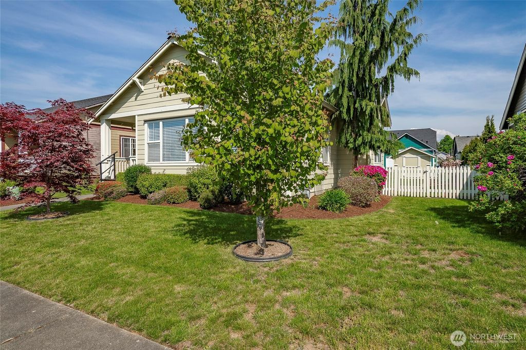 Photo of 2172 Oak Street, Lynden, WA 98264 (MLS # 2511822)