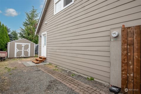 A home in Enumclaw