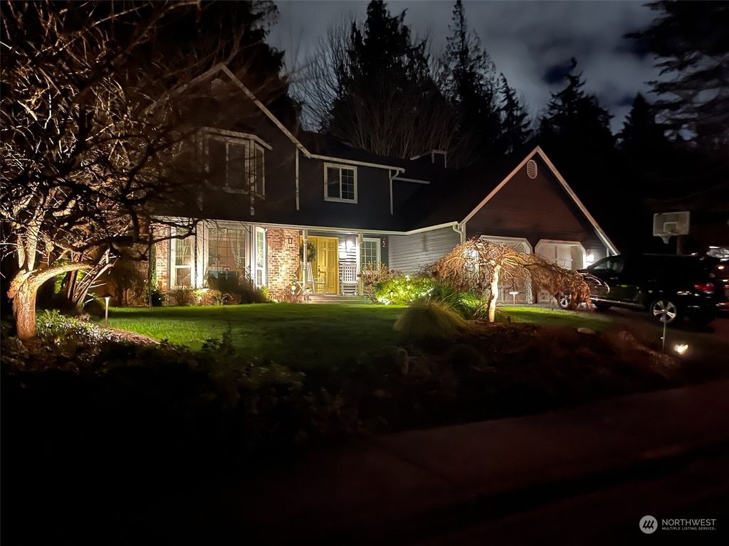 Photo of 1622 Goat Trail Loop, Mukilteo, WA 98275 (MLS # 2191285)