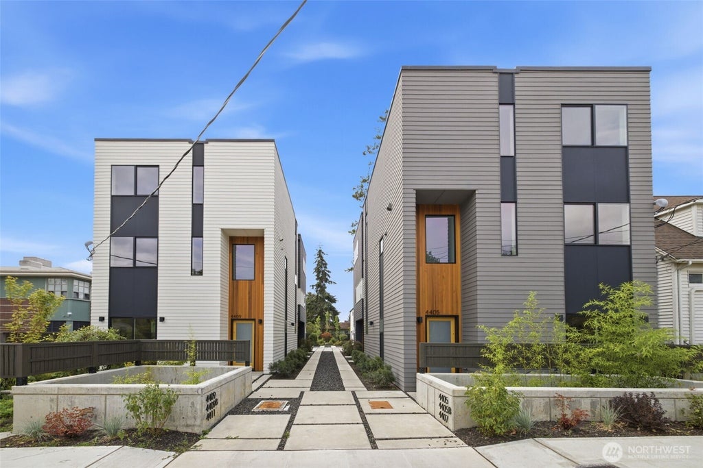 Photo of 4405 S Holly Street, Seattle, WA 98118 (MLS # 2590378)