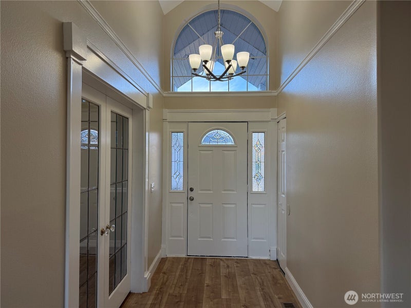 2557 Lakeridge Drive