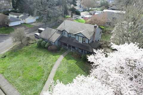 Photo of 721 NW 58 Street, Vancouver, WA 98663 (MLS # 2486681)