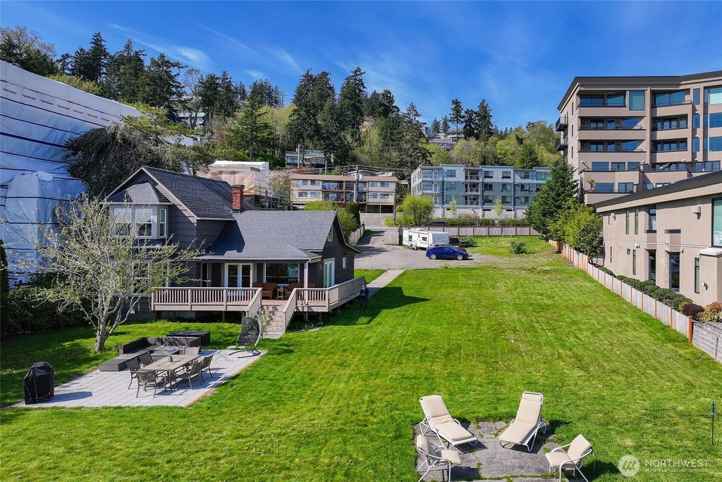 Photo of 9049 NE Juanita Drive, Kirkland, WA 98034 (MLS # 2524819)
