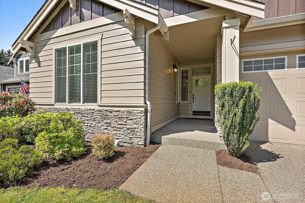 Photo of 3903 Kingsbury Lane SE, Olympia, WA 98501 (MLS # 2528409)