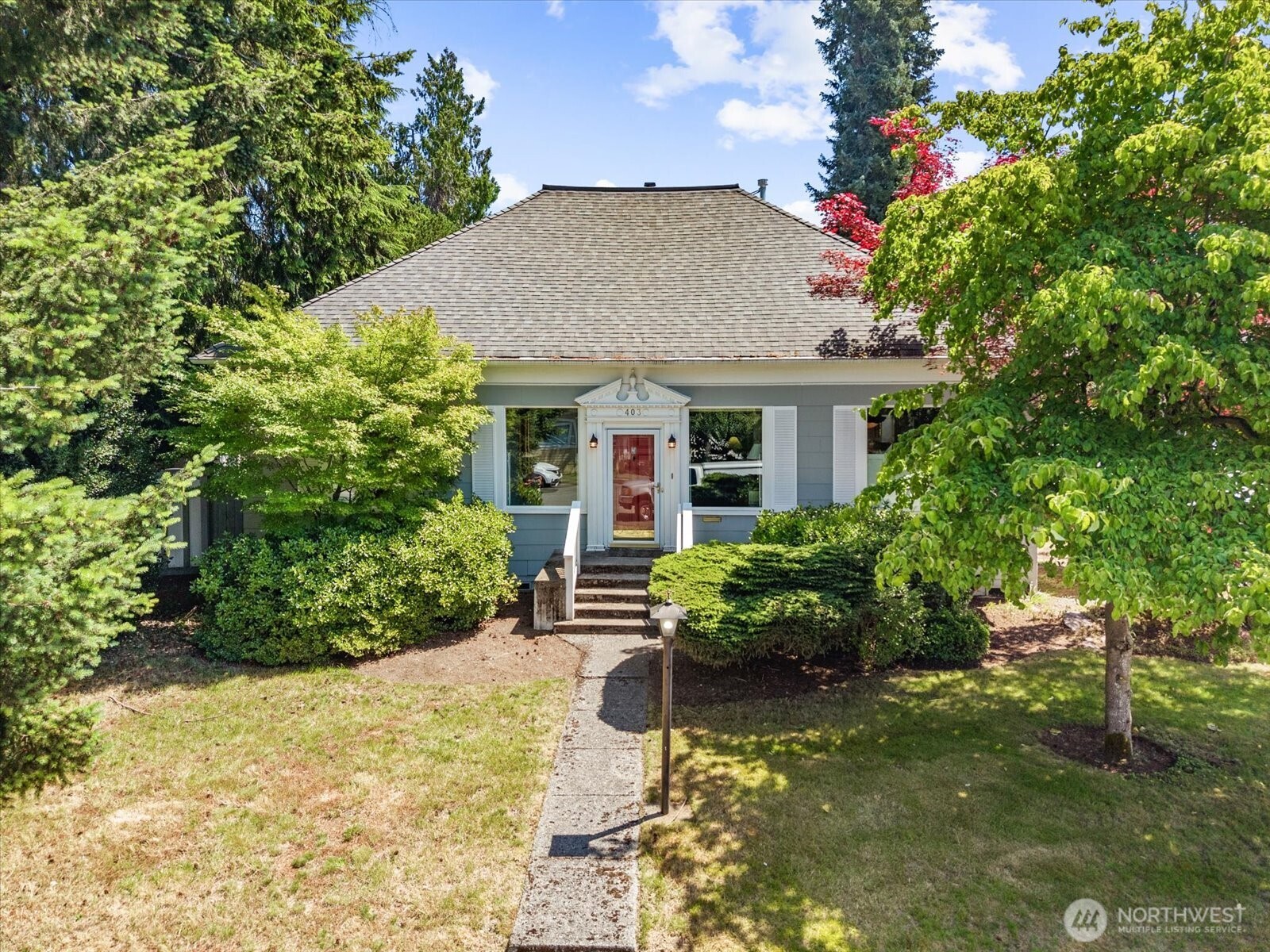 403 N Macleod Avenue