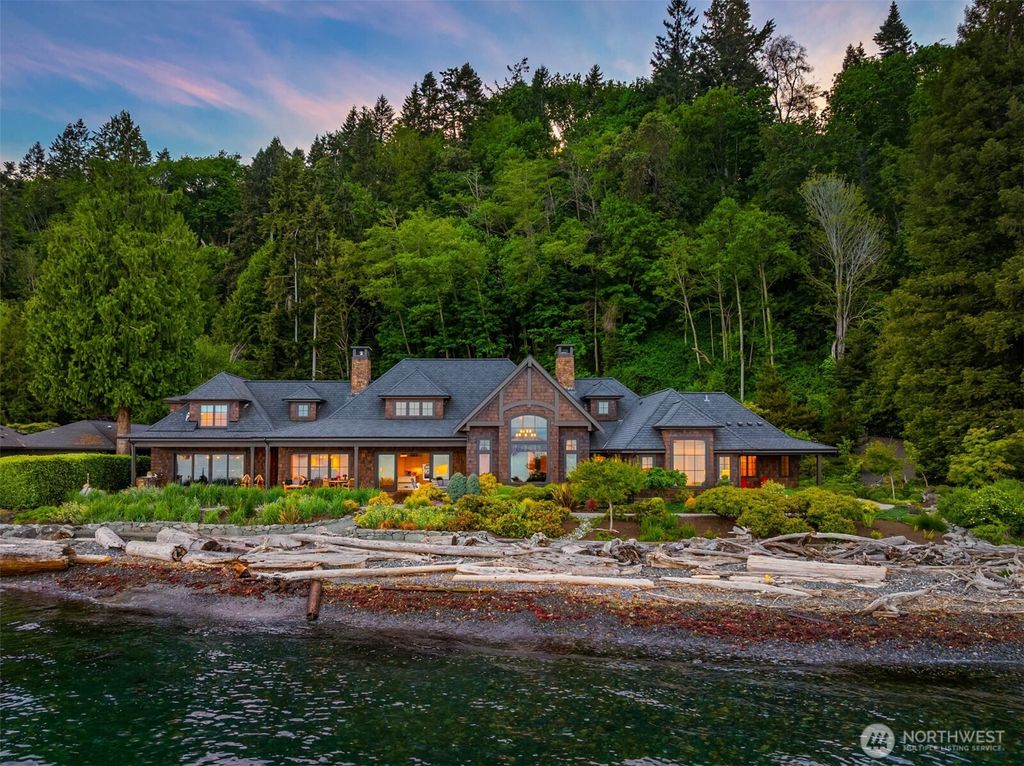 Photo of 5128 Rockaway Beach Road NE, Bainbridge Island, WA 98110 (MLS # 2527778)