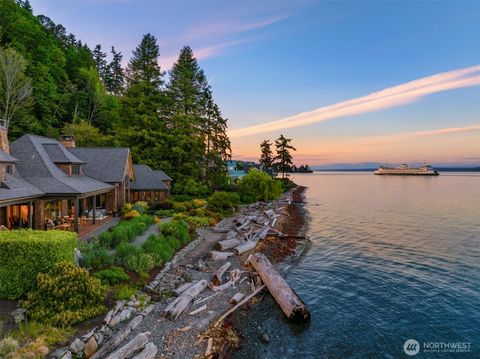 Photo of 5128 Rockaway Beach Road NE, Bainbridge Island, WA 98110 (MLS # 2527778)