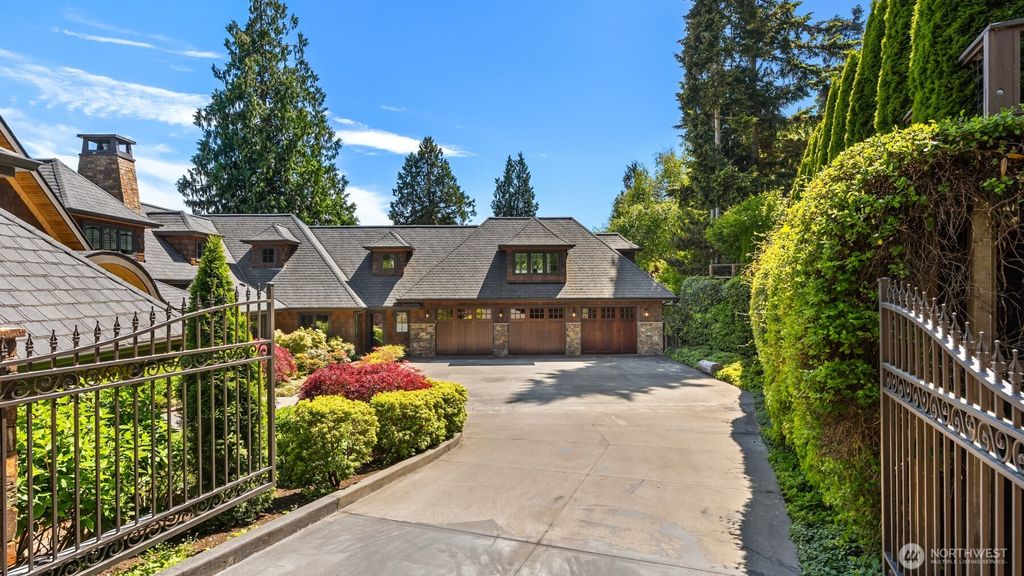 Photo of 5128 Rockaway Beach Road NE, Bainbridge Island, WA 98110 (MLS # 2527778)