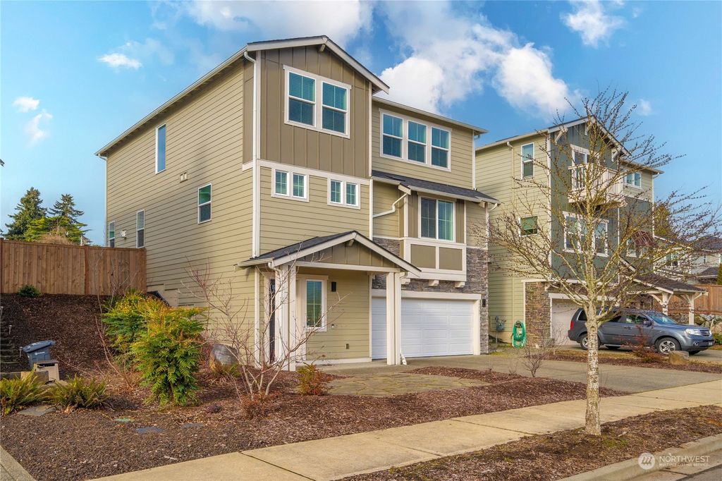 Photo of 19507 11th Avenue S, Des Moines, WA 98148 (MLS # 2331565)