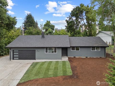 Photo of 703 NW 117th Street, Vancouver, WA 98685 (MLS # 2540912)
