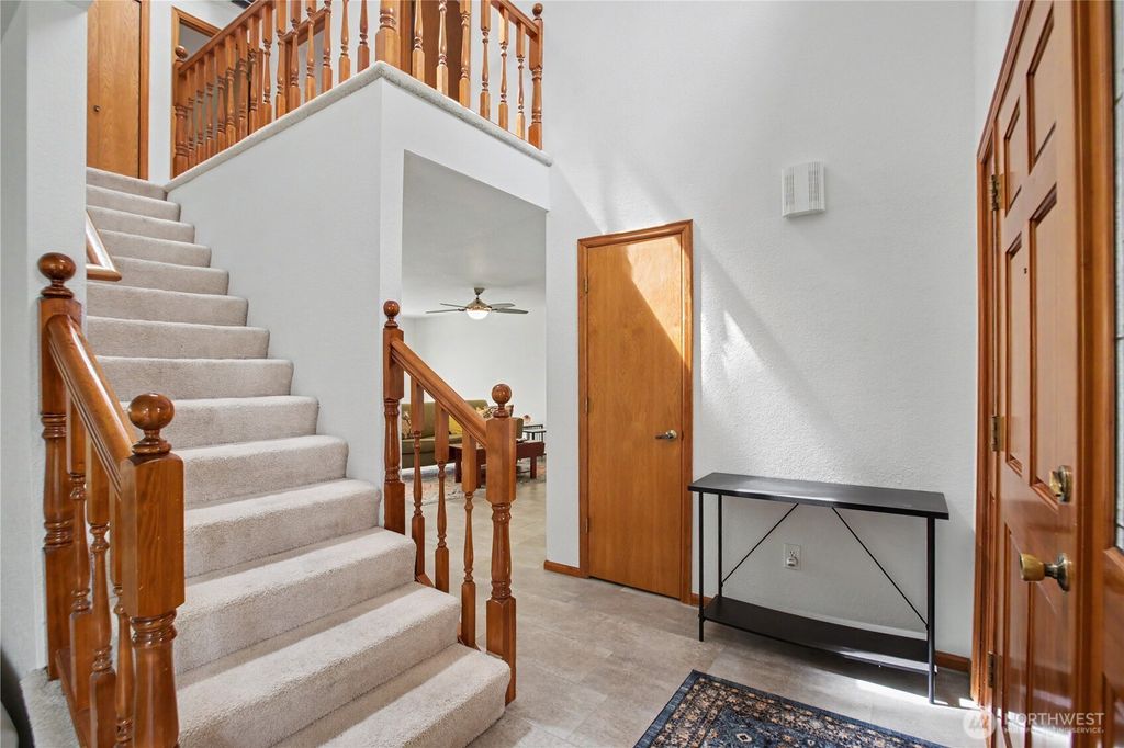 Photo of 2537 Walnut Loop NW, Olympia, WA 98502 (MLS # 2512996)