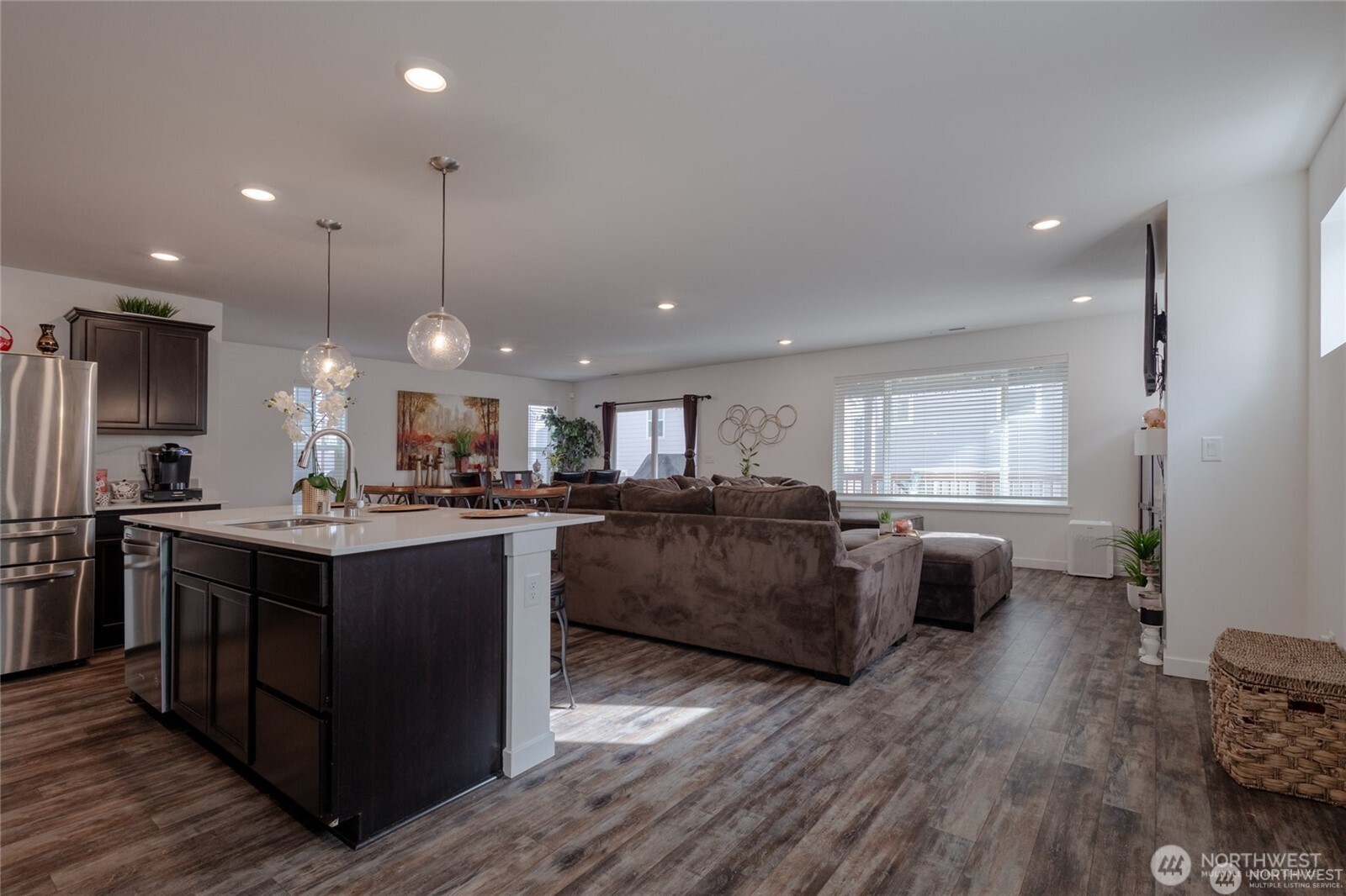 848 Vine Maple Street SE