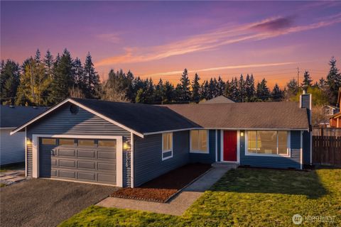 Photo of 21720 SE 237th Street, Maple Valley, WA 98038 (MLS # 2502990)