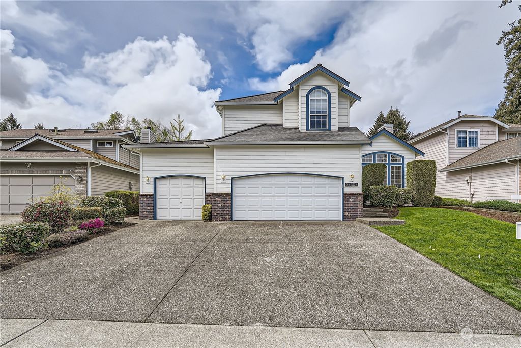 Photo of 37307 17th Avenue S, Federal Way, WA 98003 (MLS # 2230506)