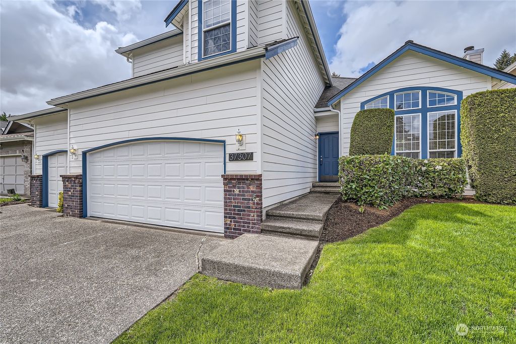 Photo of 37307 17th Avenue S, Federal Way, WA 98003 (MLS # 2230506)