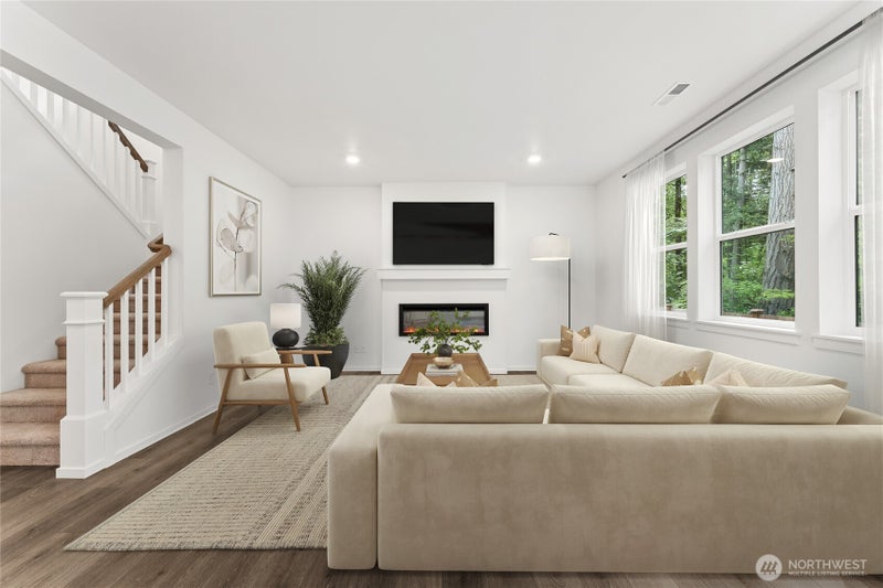 725 129th Street E 05