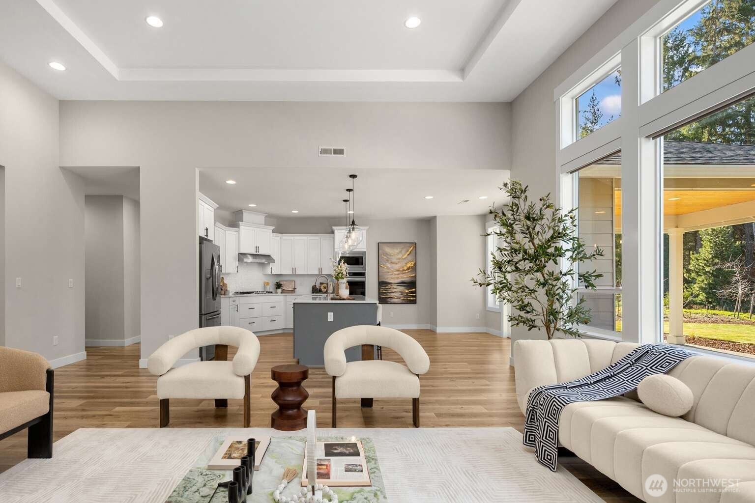 5541 Skyfall Place NW